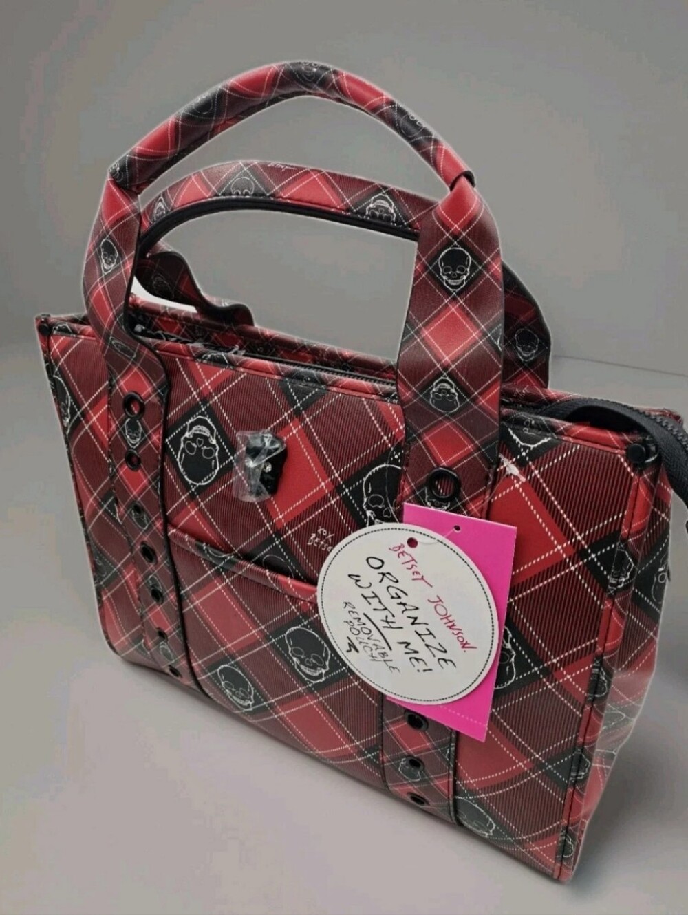 ✨PLS READ✨ NWT Betsey Johnson Black/Red Plaid Skulls XOLOLO Tote Bag MSRP $108